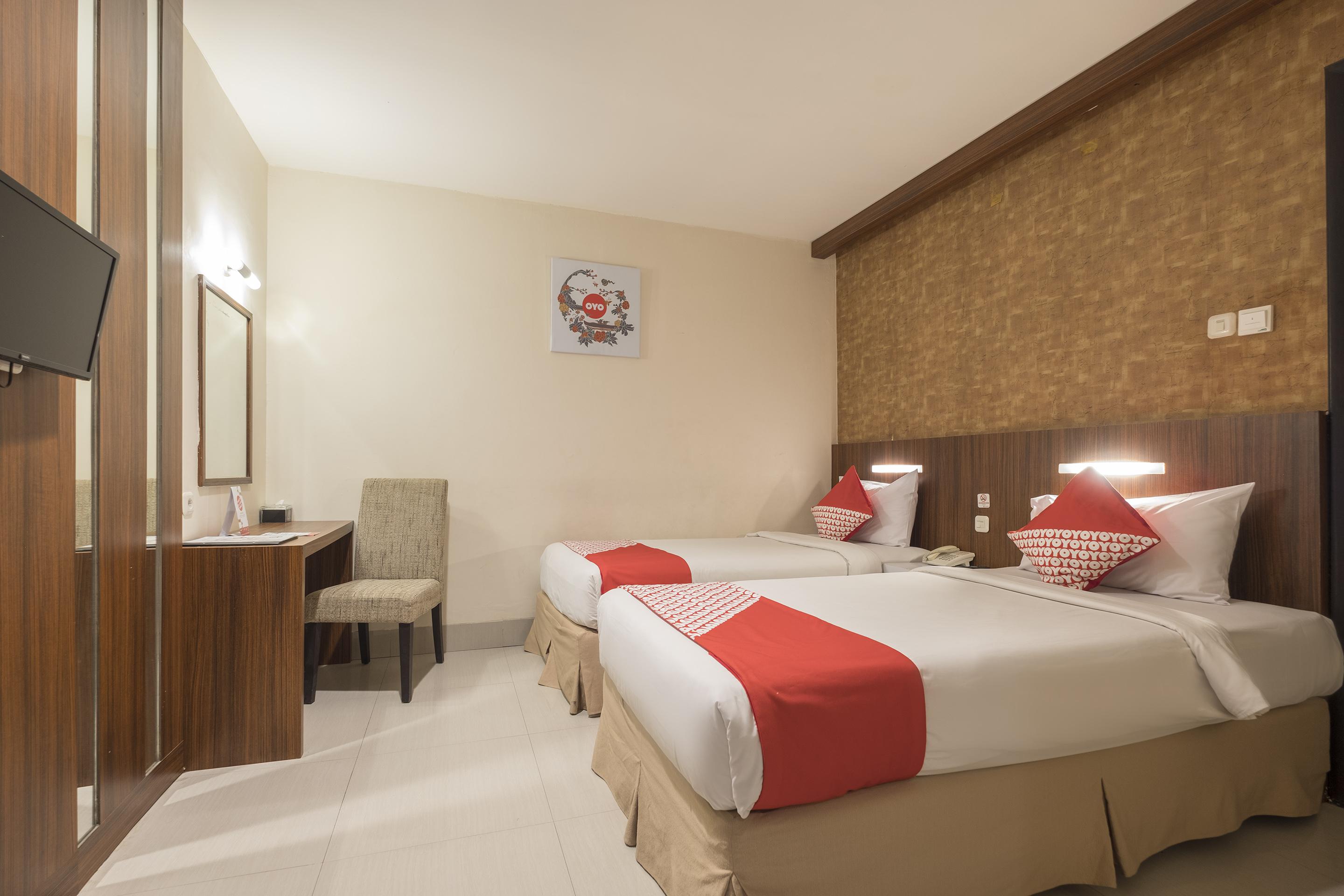 Collection O 1279 Hotel Grand Celino Makassar Buitenkant foto