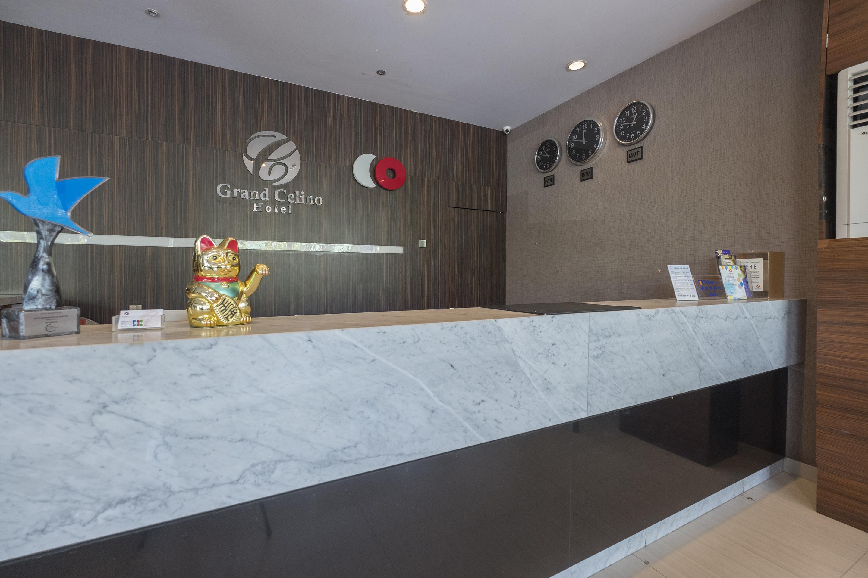 Collection O 1279 Hotel Grand Celino Makassar Buitenkant foto