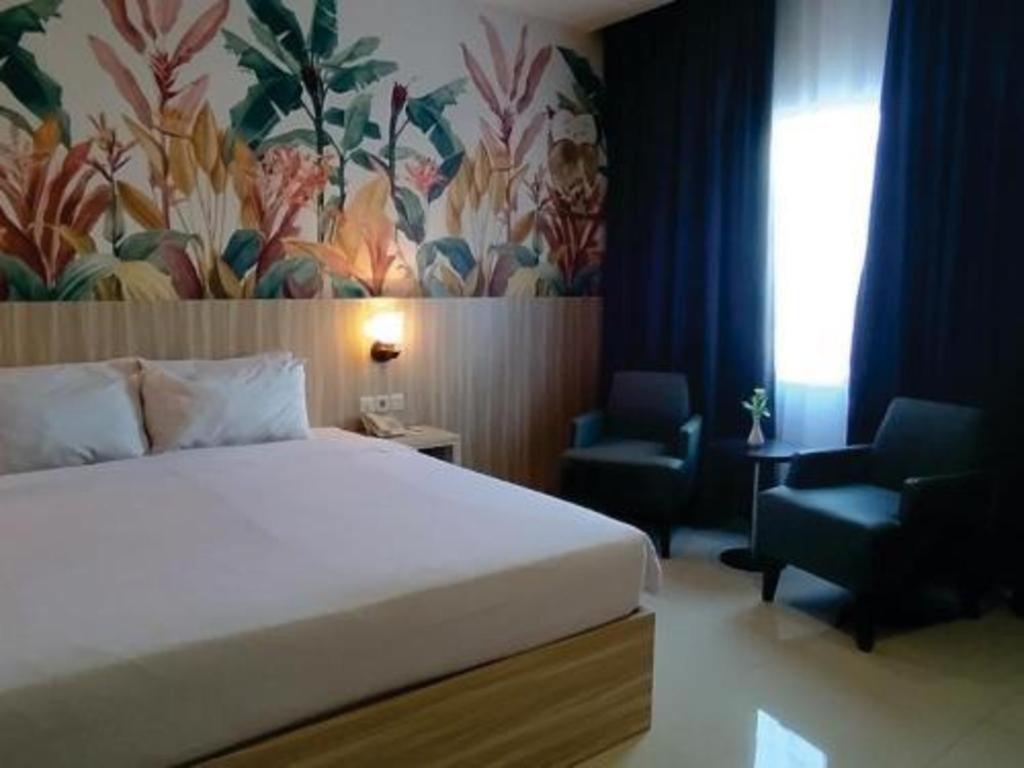 Collection O 1279 Hotel Grand Celino Makassar Buitenkant foto