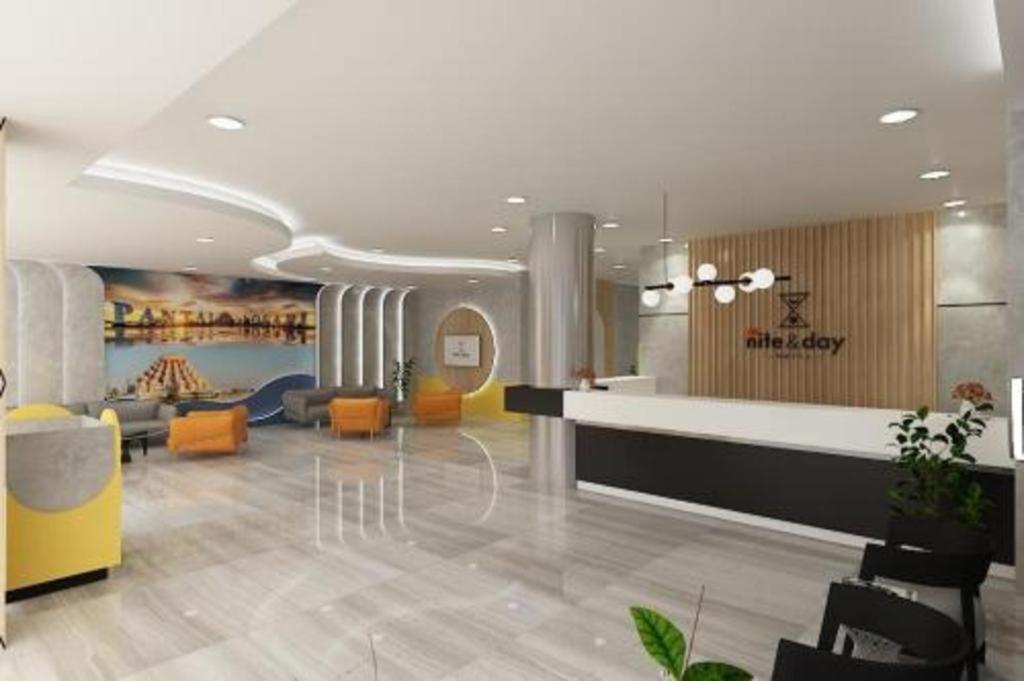 Collection O 1279 Hotel Grand Celino Makassar Buitenkant foto